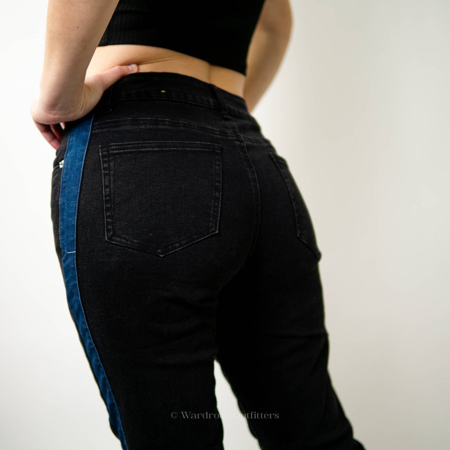 Roebuck & Co. R1893 Black Tapered Leg Stripe Skinny Jeans - 8