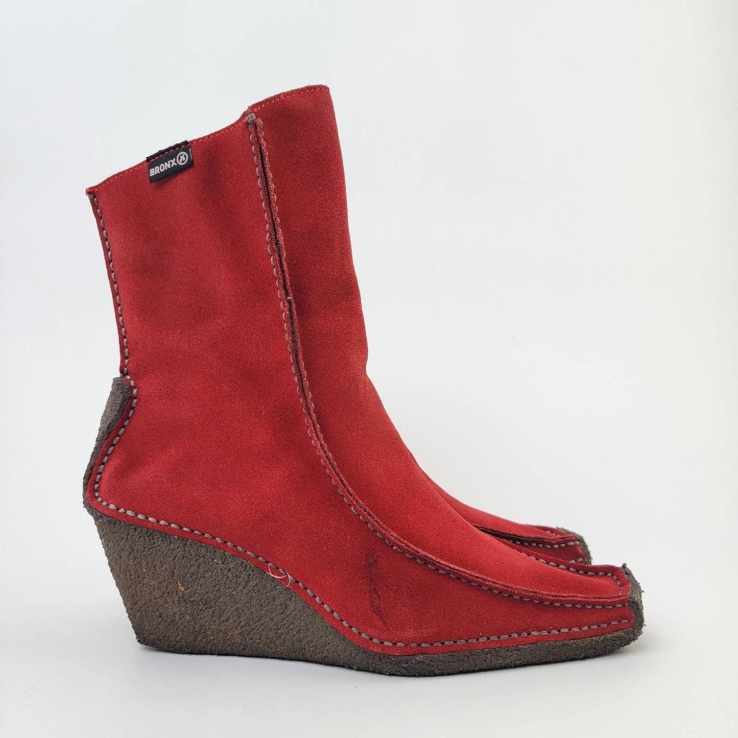 BRONX Red Suede Leather Slip On Snipped Toe Chelsea Wedge Boots - 9