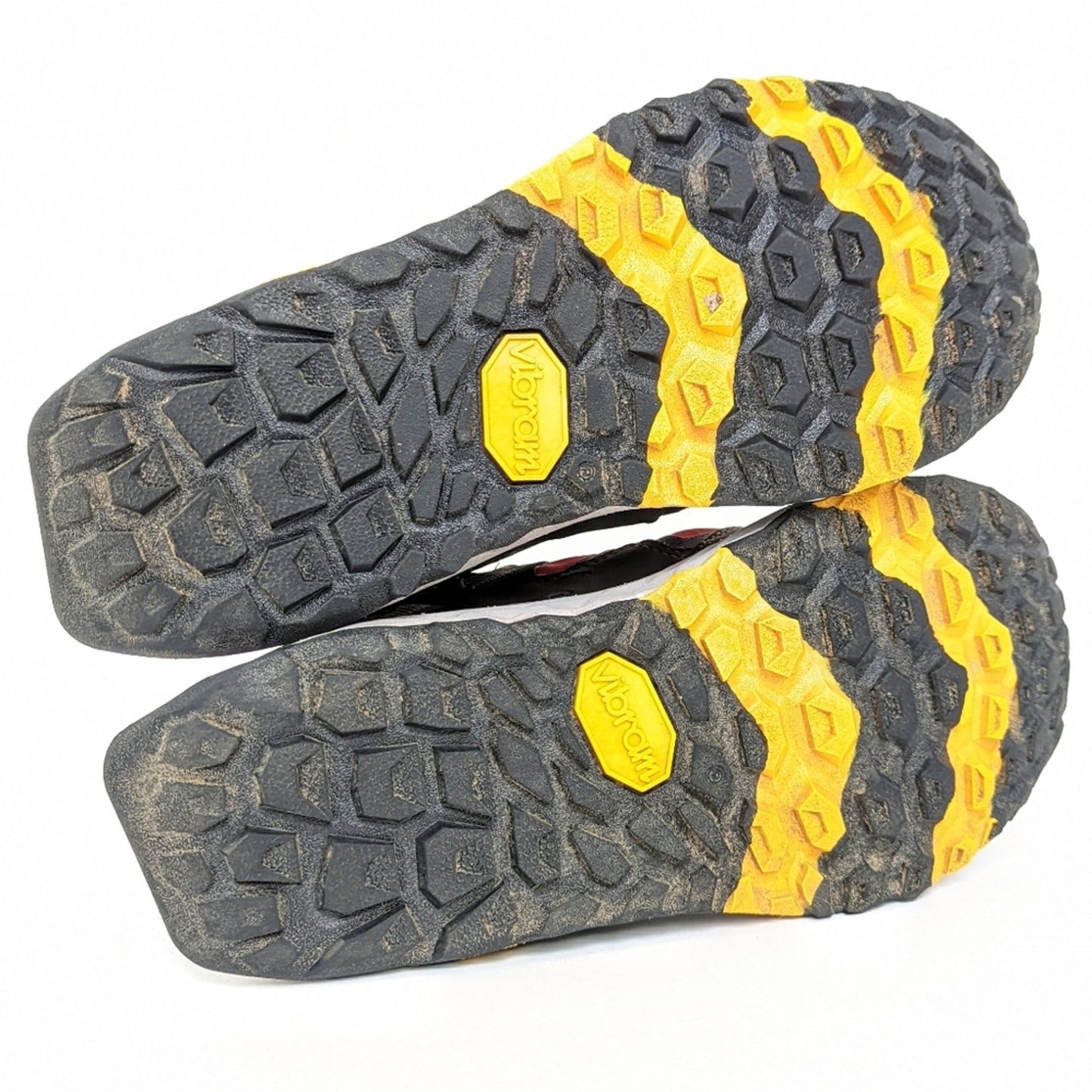 New Balance Fresh Foam 850 All Terrain 'Neo Flame Black' - 7.5