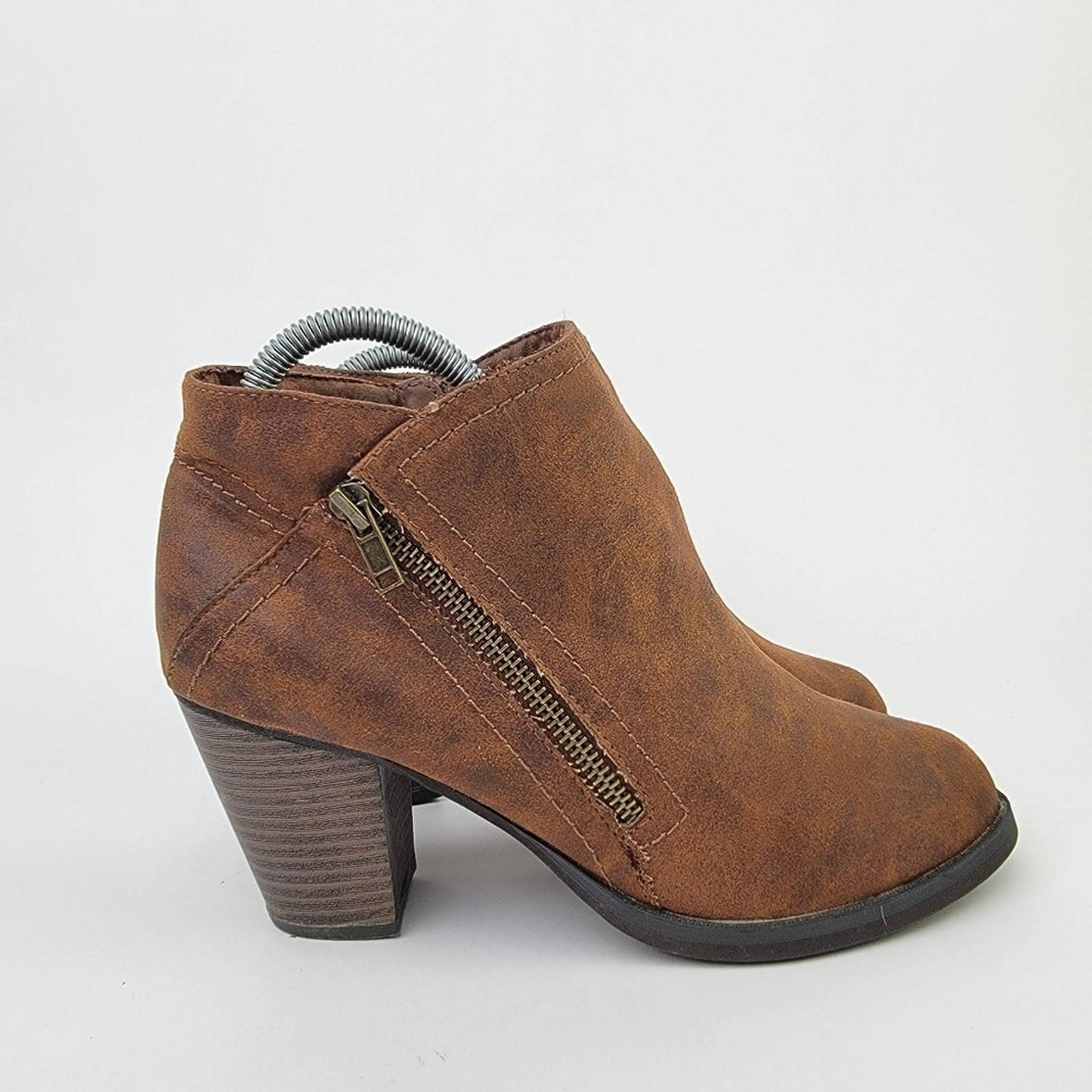 Rampage Edyn Block Heel Chunky Ankle Bootie - 8