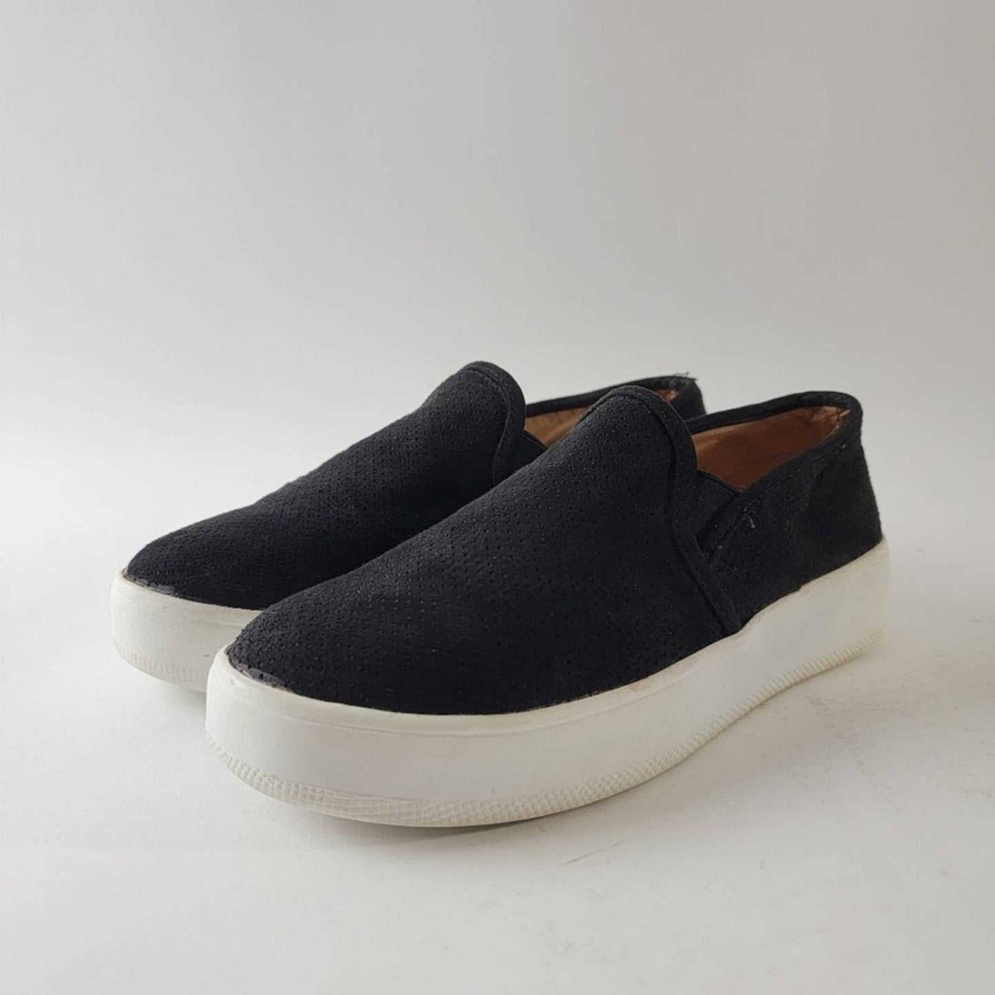 STEVE MADDEN Gracy Suede Chunky Platform Sneaker