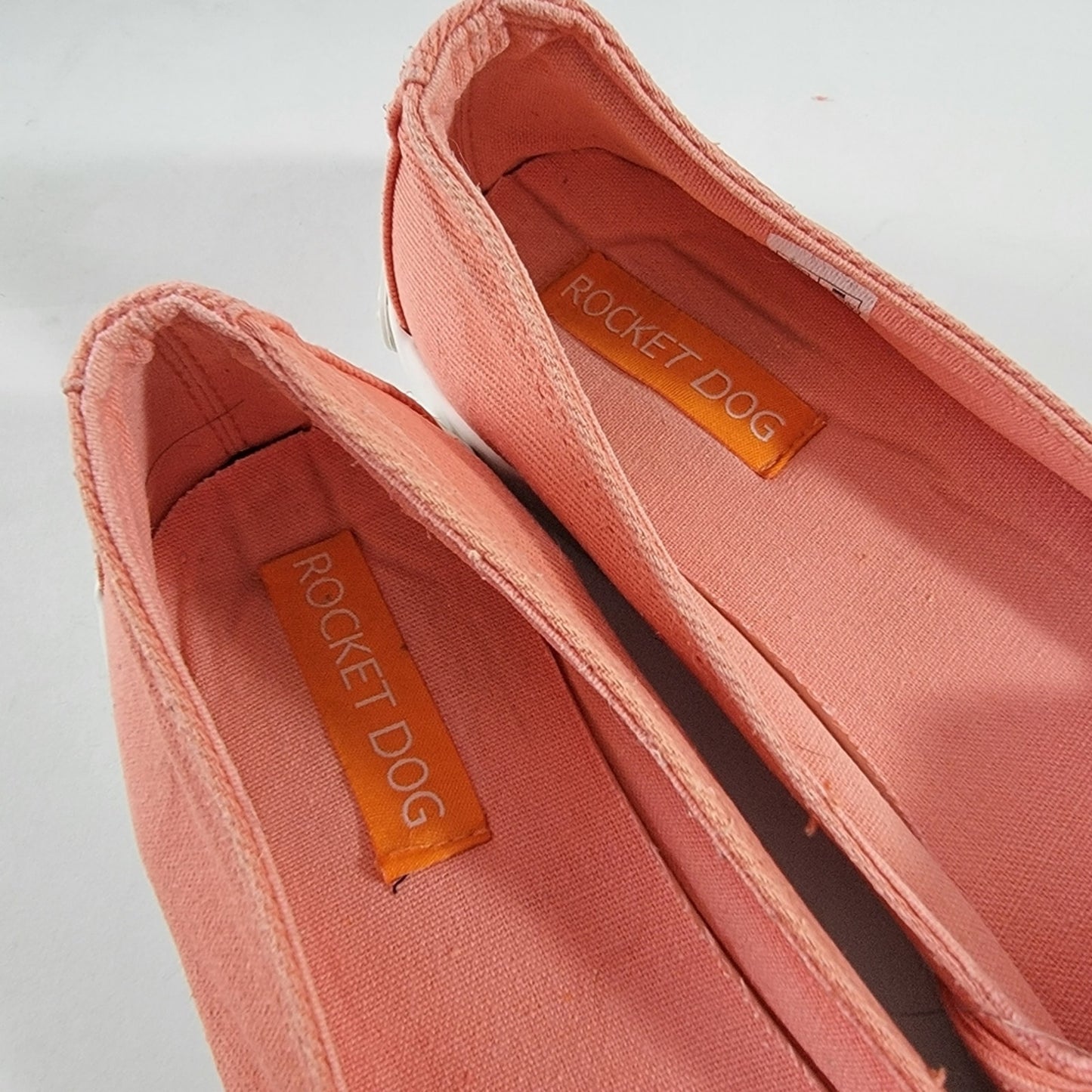 Coral Salmon Blush Rocket Dog Bow Flats Sneakers - 9.5