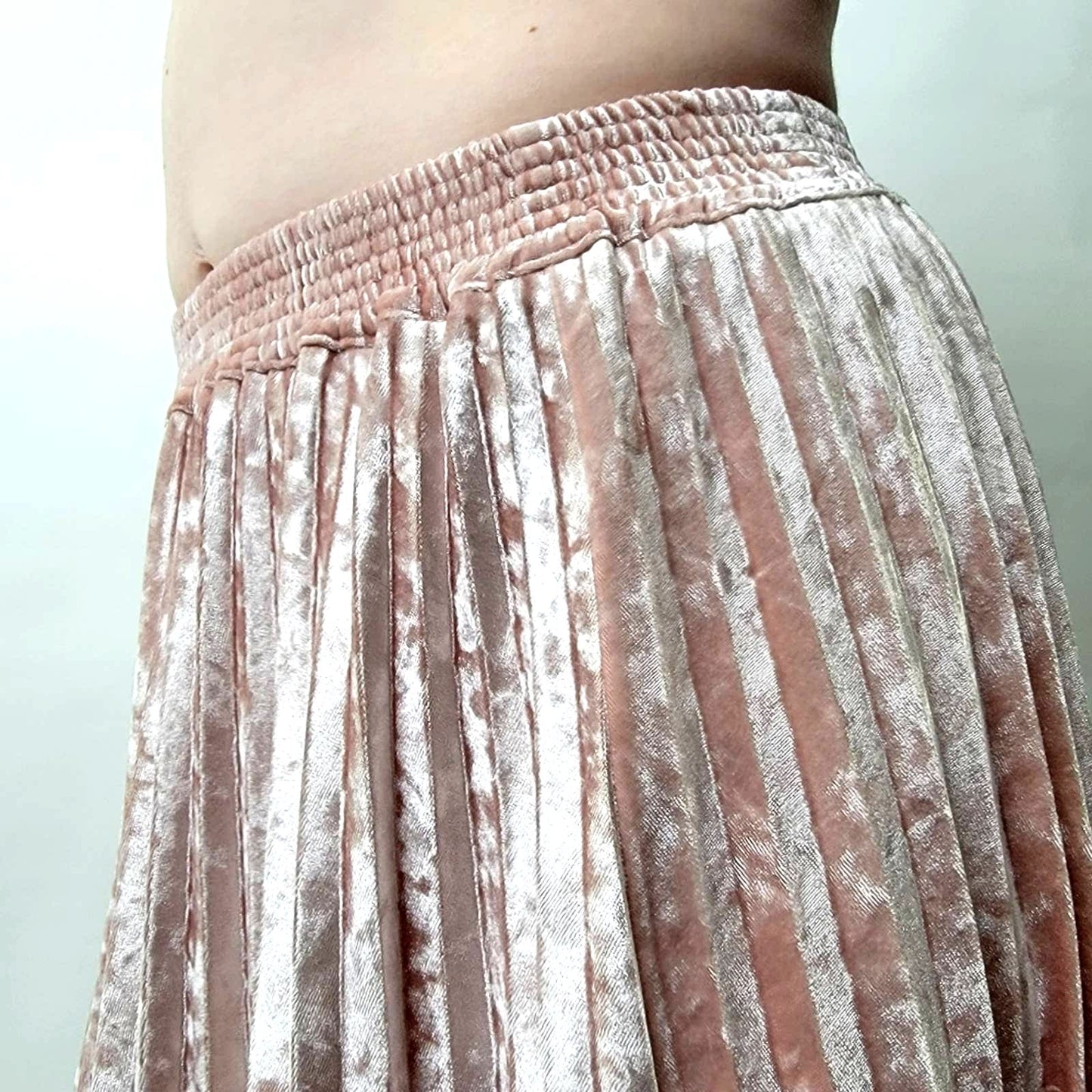 Pink Round Pleated Velvet Velour Skirt - M