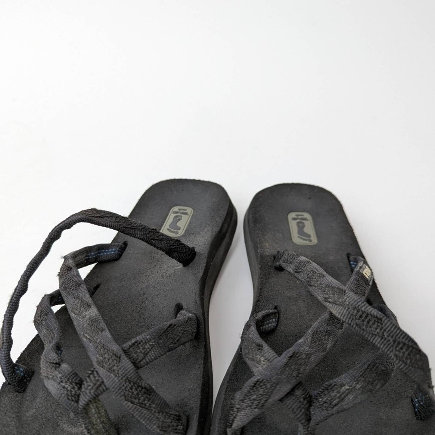 Teva Olowahu Mush FlipFlops Sandals - 6