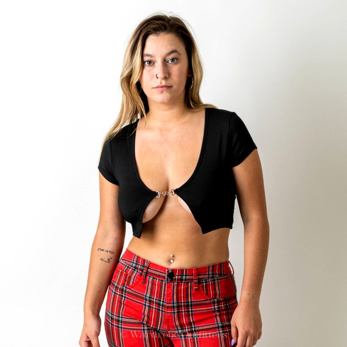 Black Open Front Low Cut Metal Clasp Crop Top