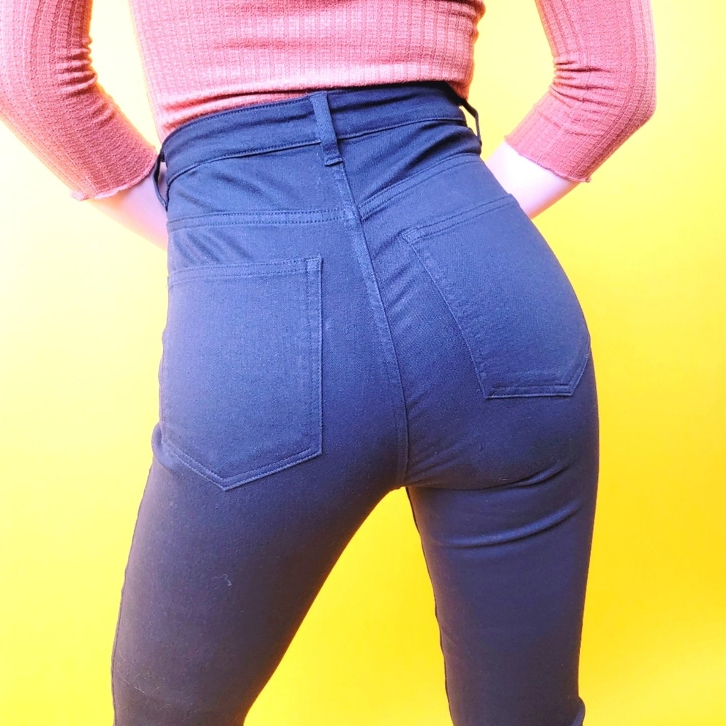 H&M Black High-Waisted Skinny Jeans - 6