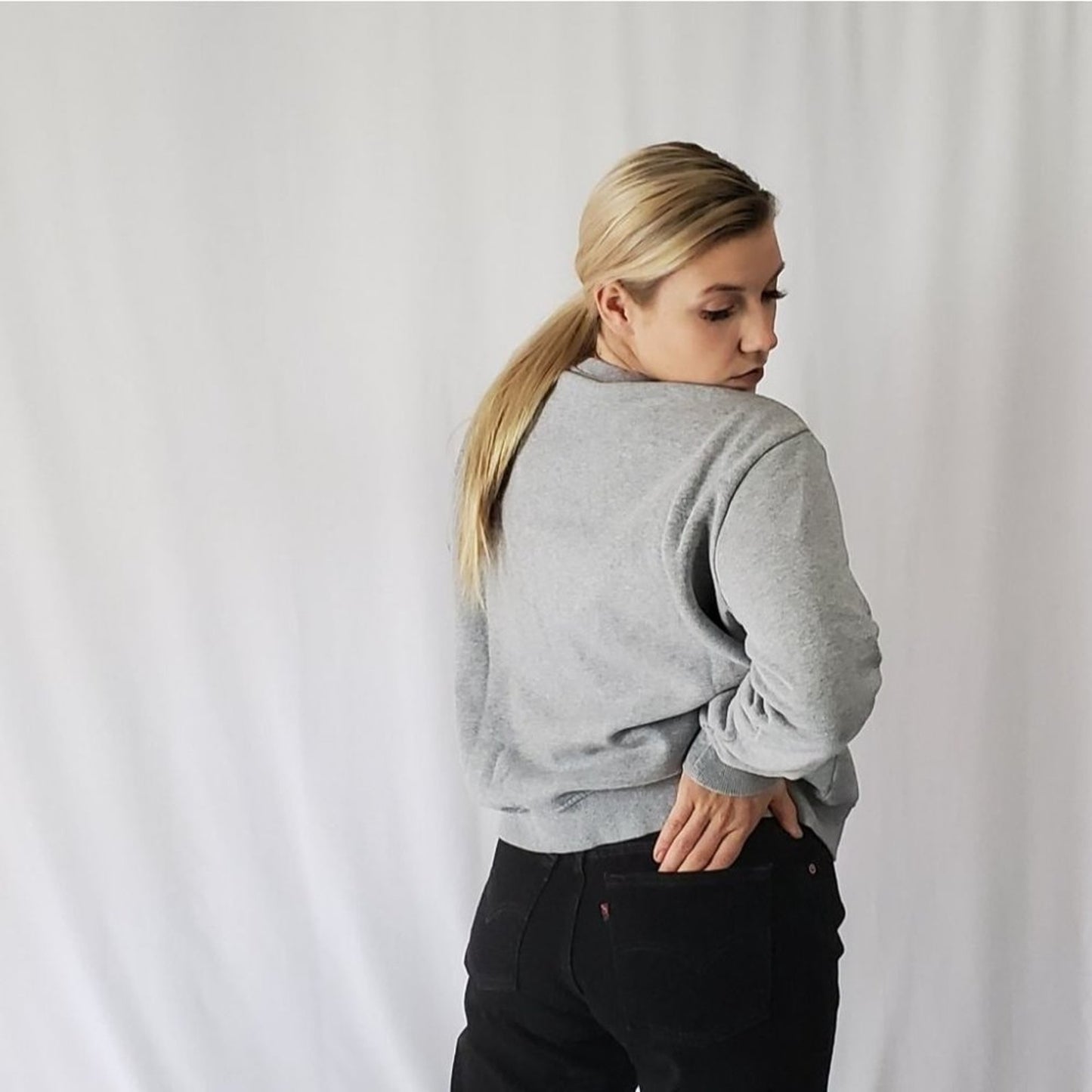 Y2K Fila Gray Crewneck Pullover Sweatshirt - L