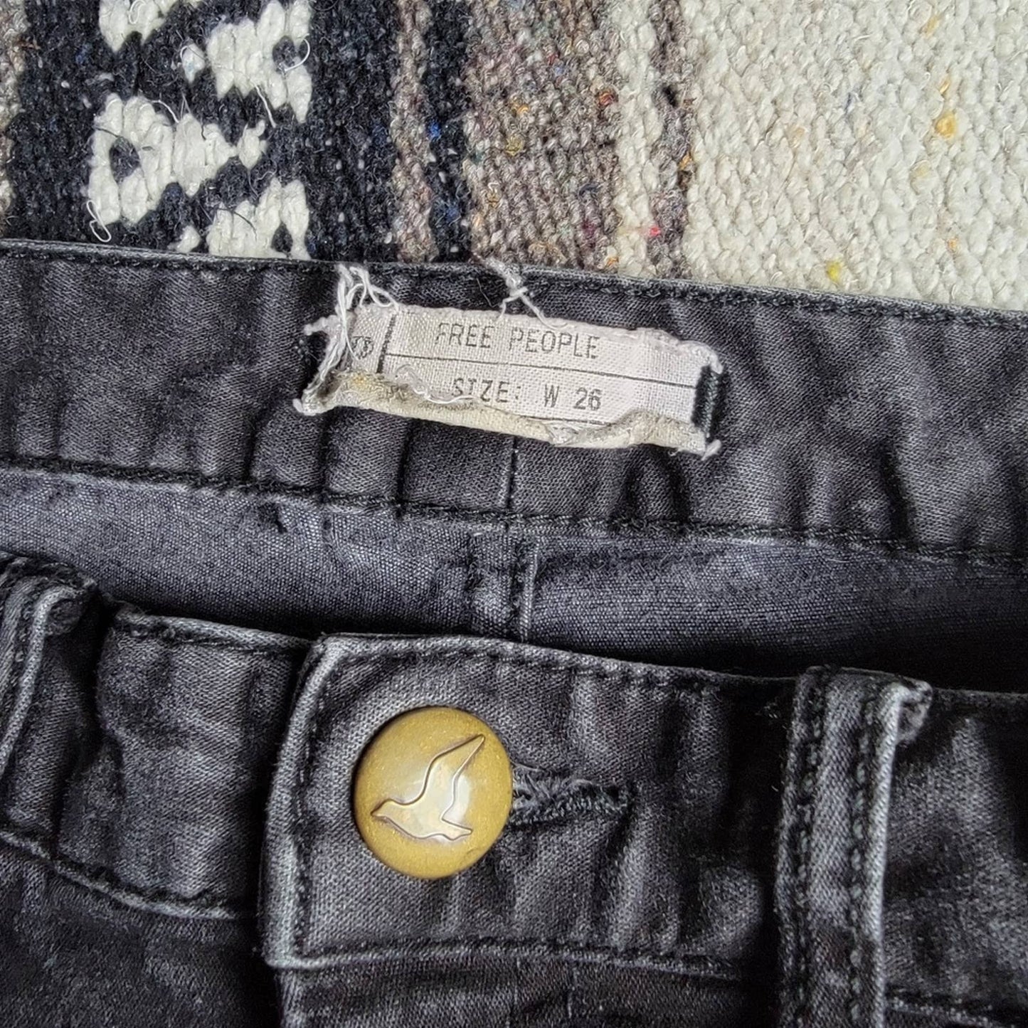 Free People LOW rise Girlfriend Black Skinny Jeans - 2
