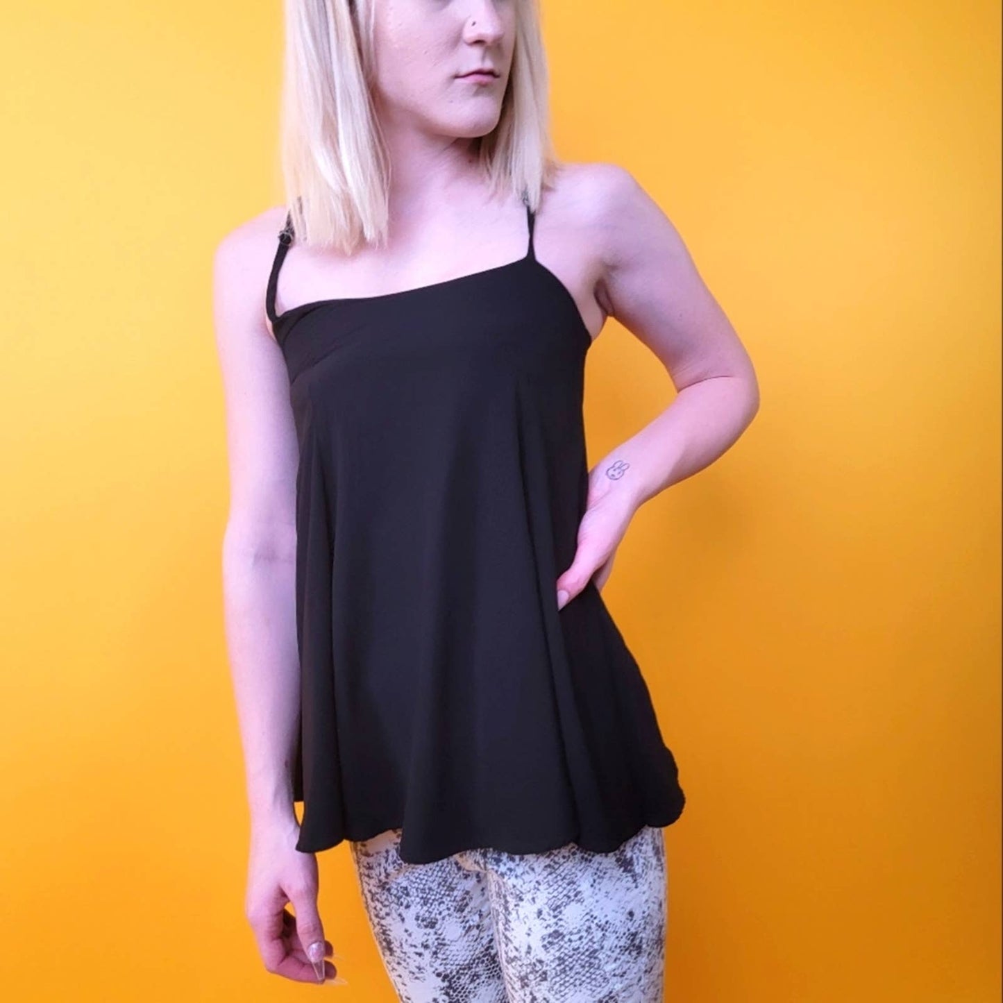 Yoins Black Tank Top Blouse - S