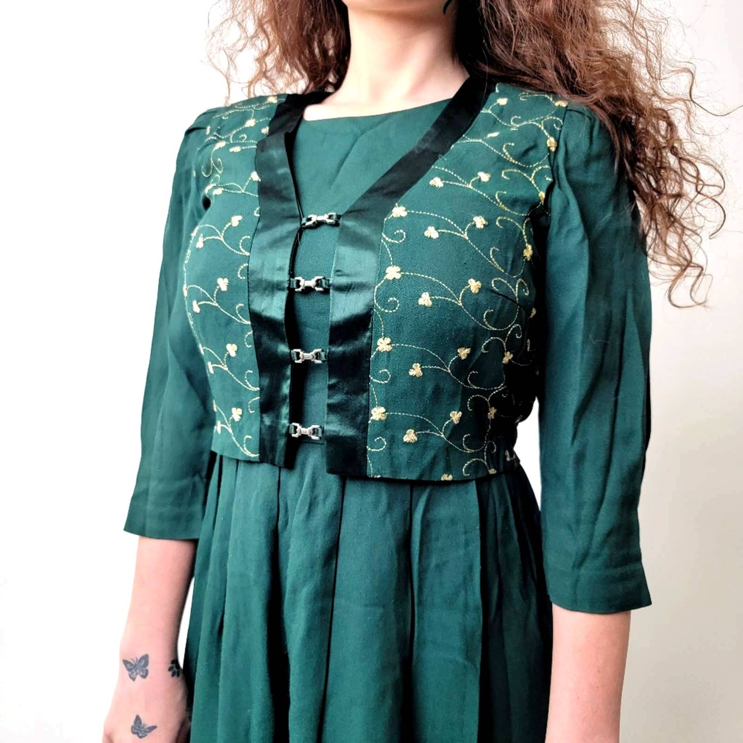 Vintage German Cottagecore Embroidered Emerald Plaid Dress