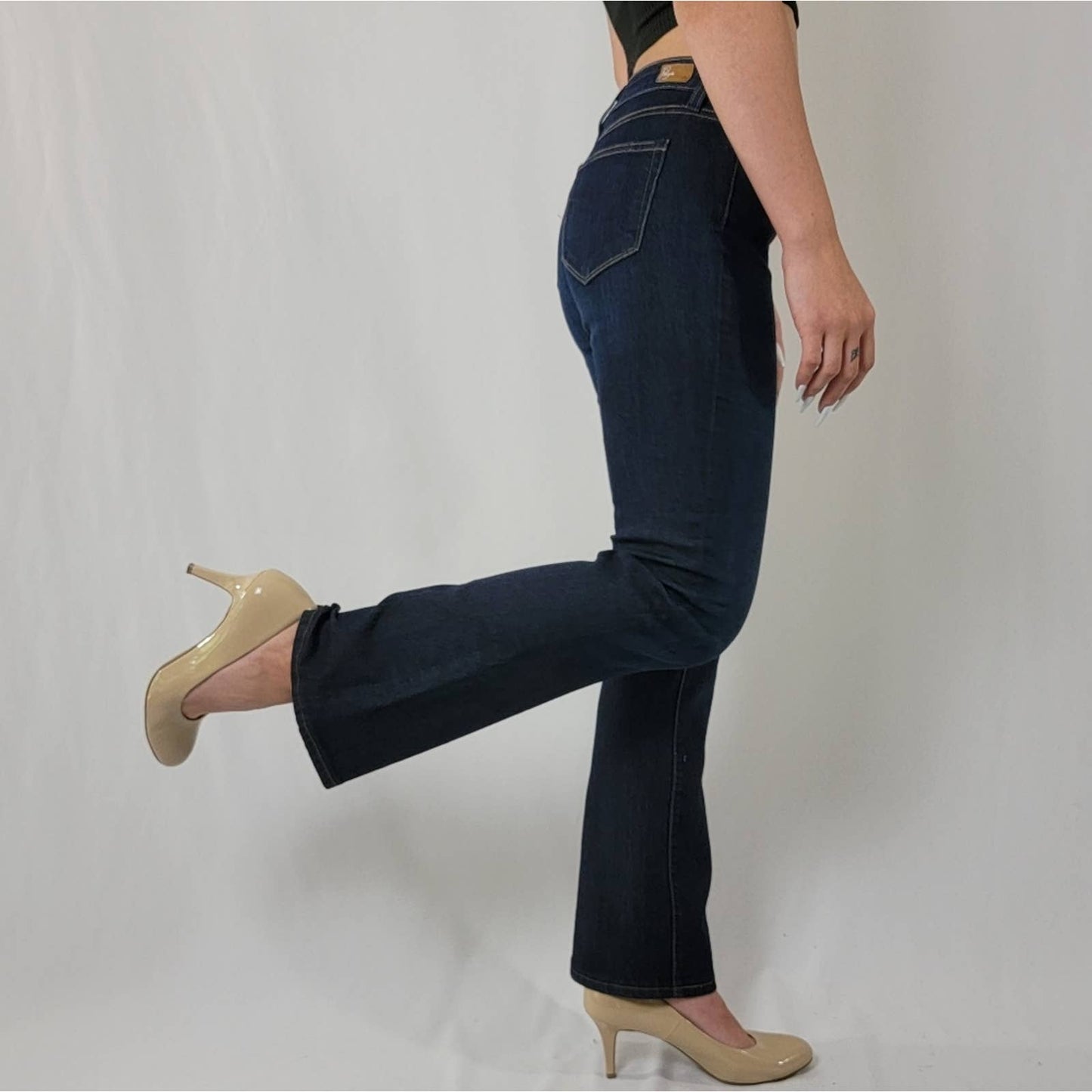 NWOT Paige Denim "Skyline" Flare Jeans - 27
