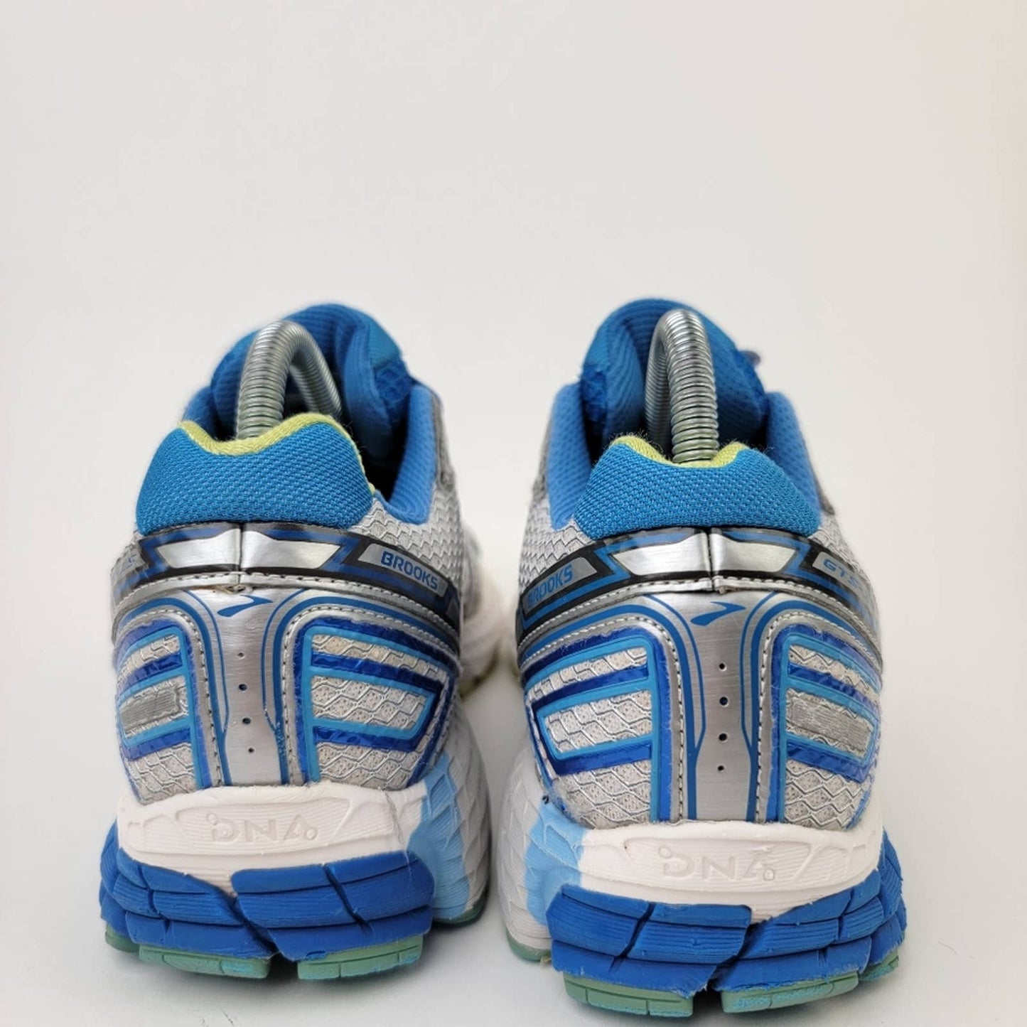 Brooks Adrenaline GTS 15 Road-Running Shoes - 9.5