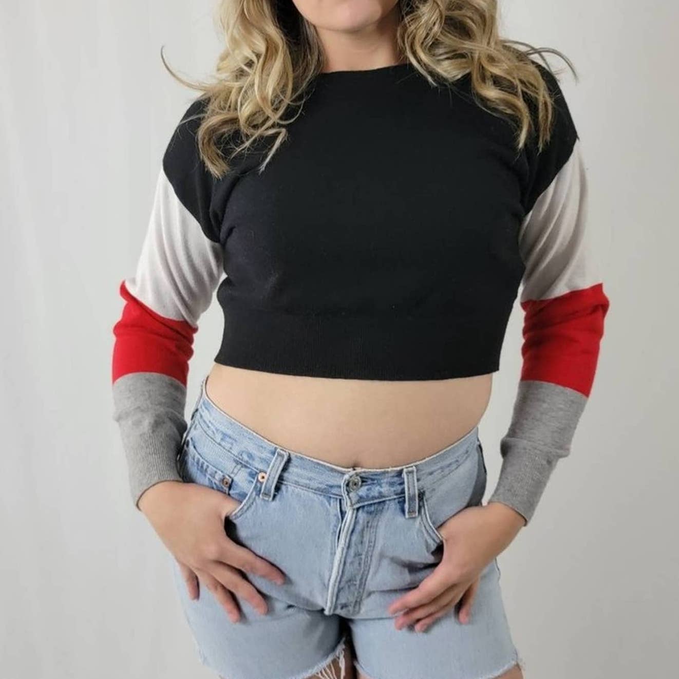 Striped Colorblock Crop Pullover Sweatshirt - S