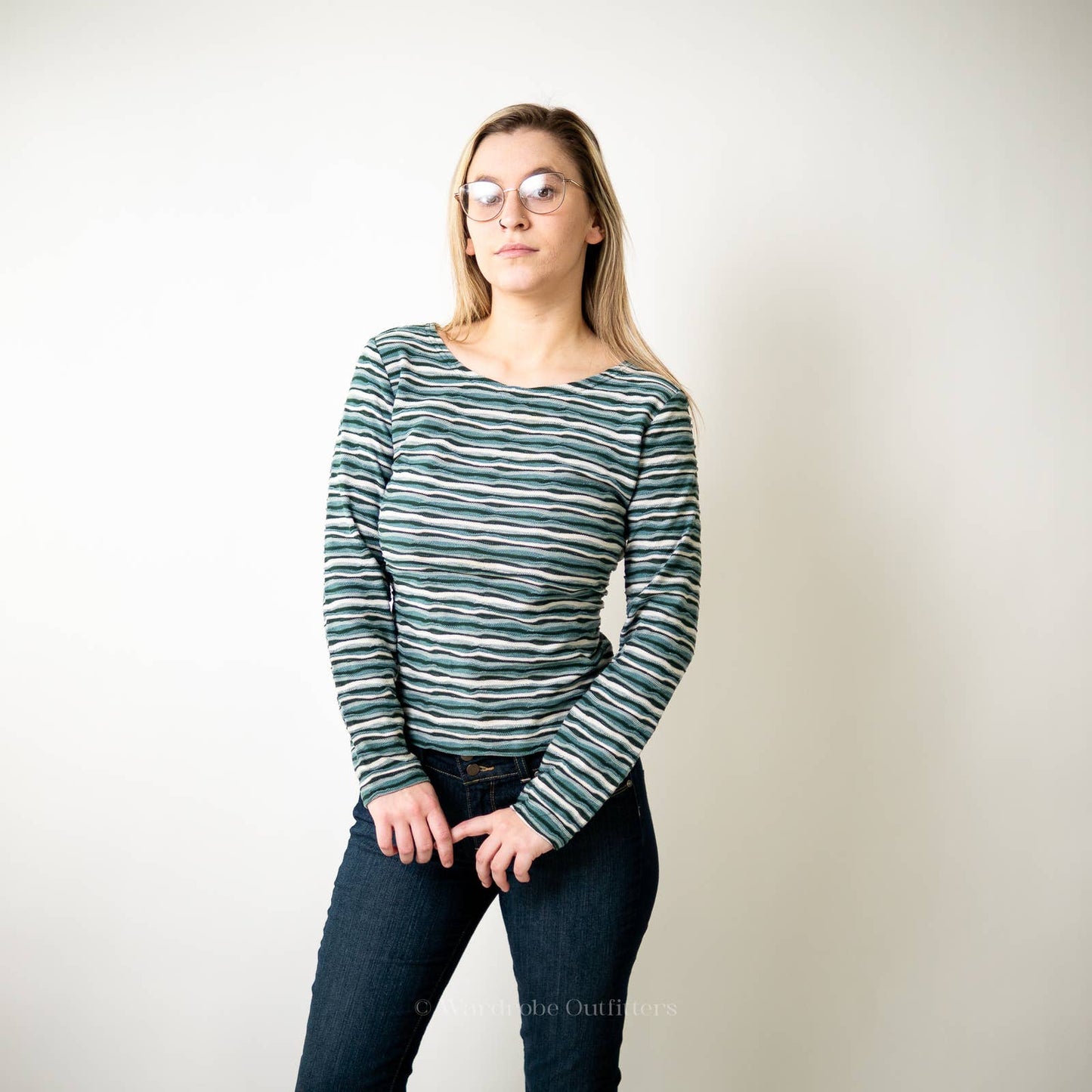Vintage 90s Long Sleeve Wavy Tee - M