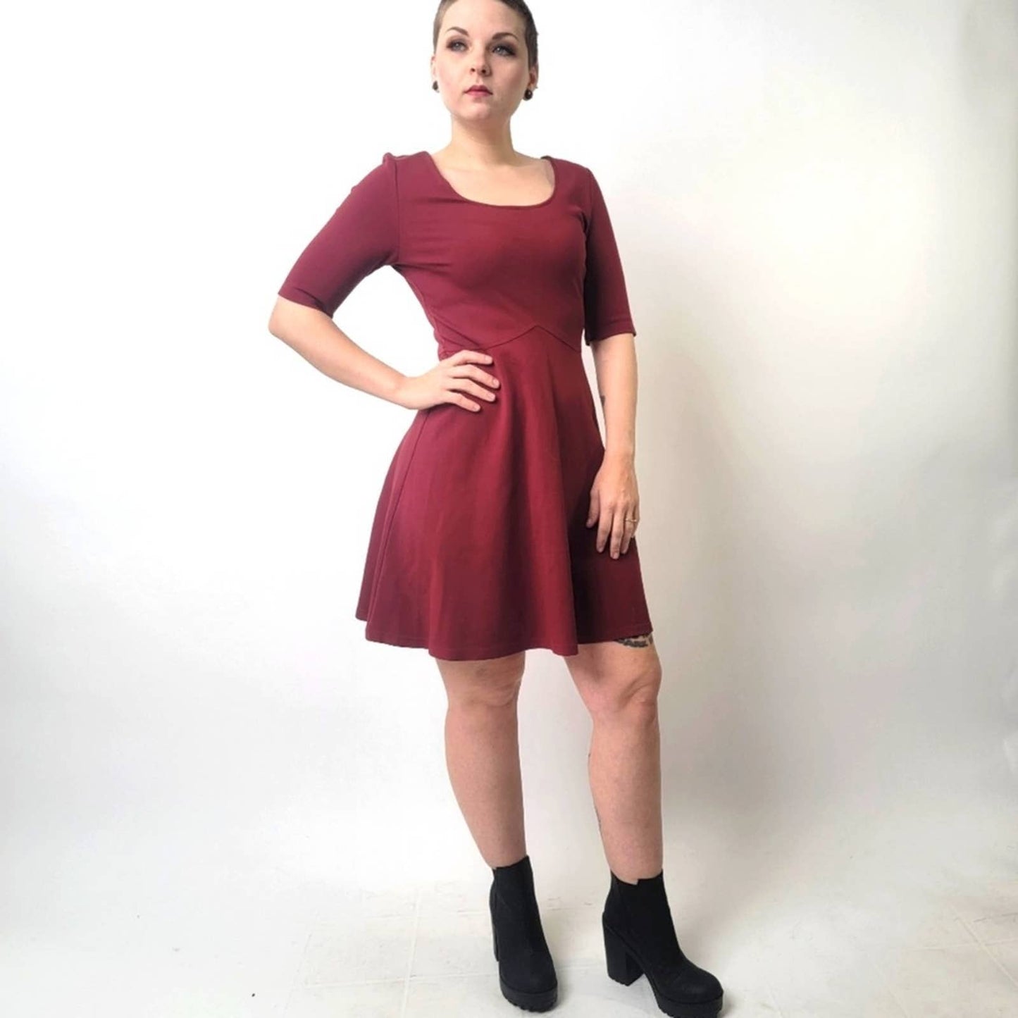 Black Swan Ocean Burgundy Sleeved Skater Dress - S