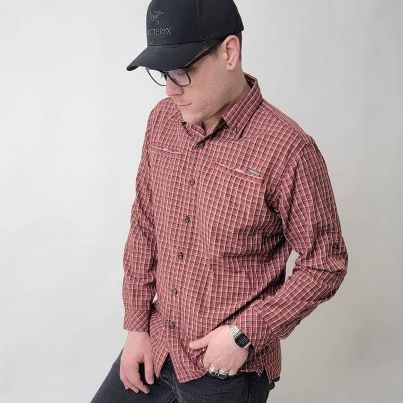 Eddie Bauer Lightweight Fishing Plaid Button Down - M