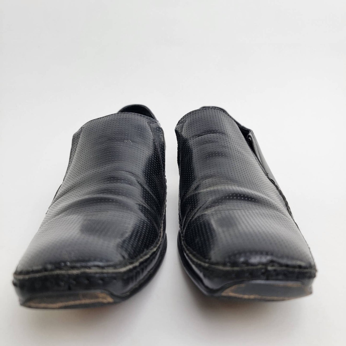 Robert Wayne Crash Snipped Square Toe Black Leather Loafers