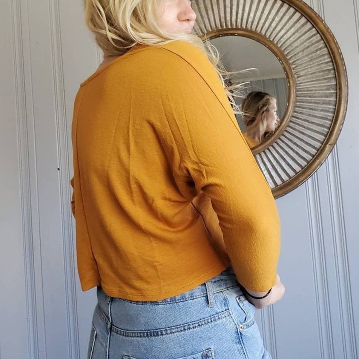 Tresics Long Sleeve Mustard Yellow Crop Top - S