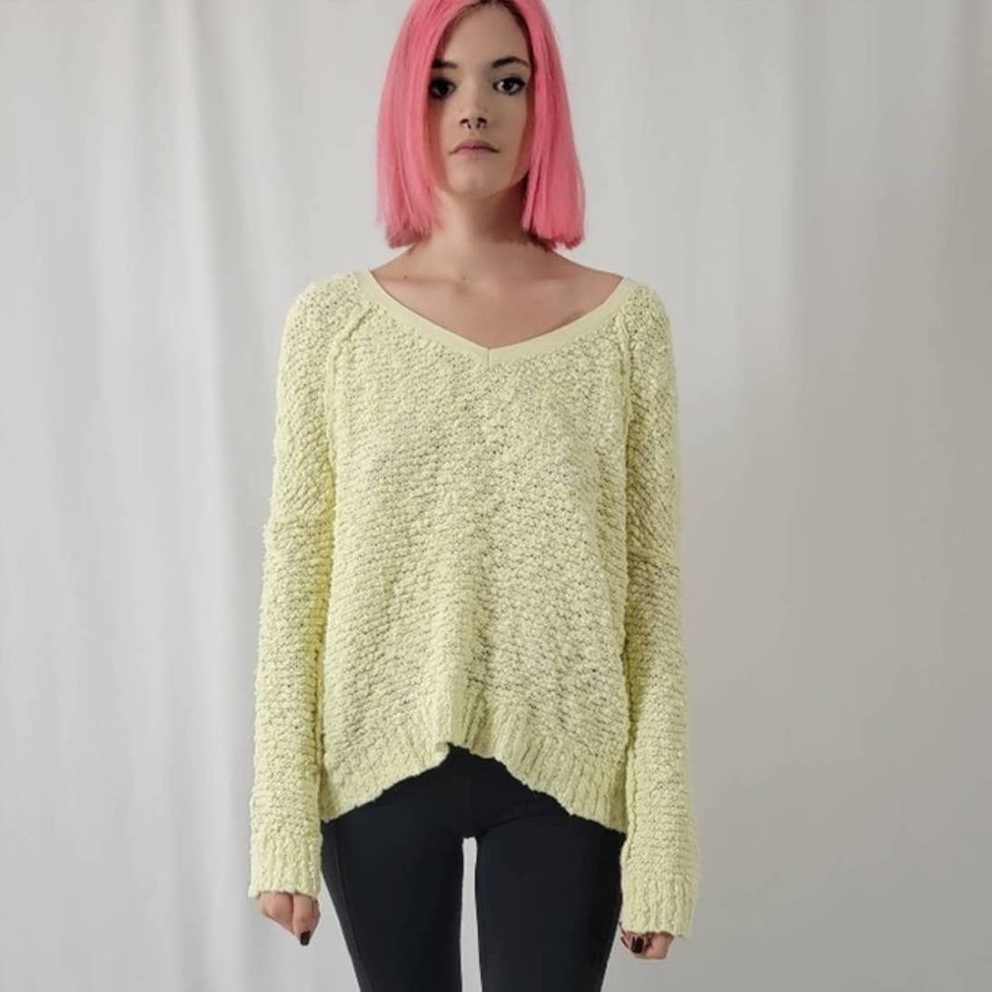 Free People Shaggy Bear Songbird Crochet Knit Pullover Sweater - S