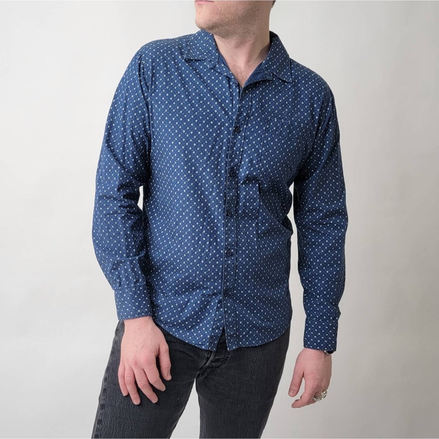 American Rag Paisley Print Slim Fitted Cut Button Down Shirt - M