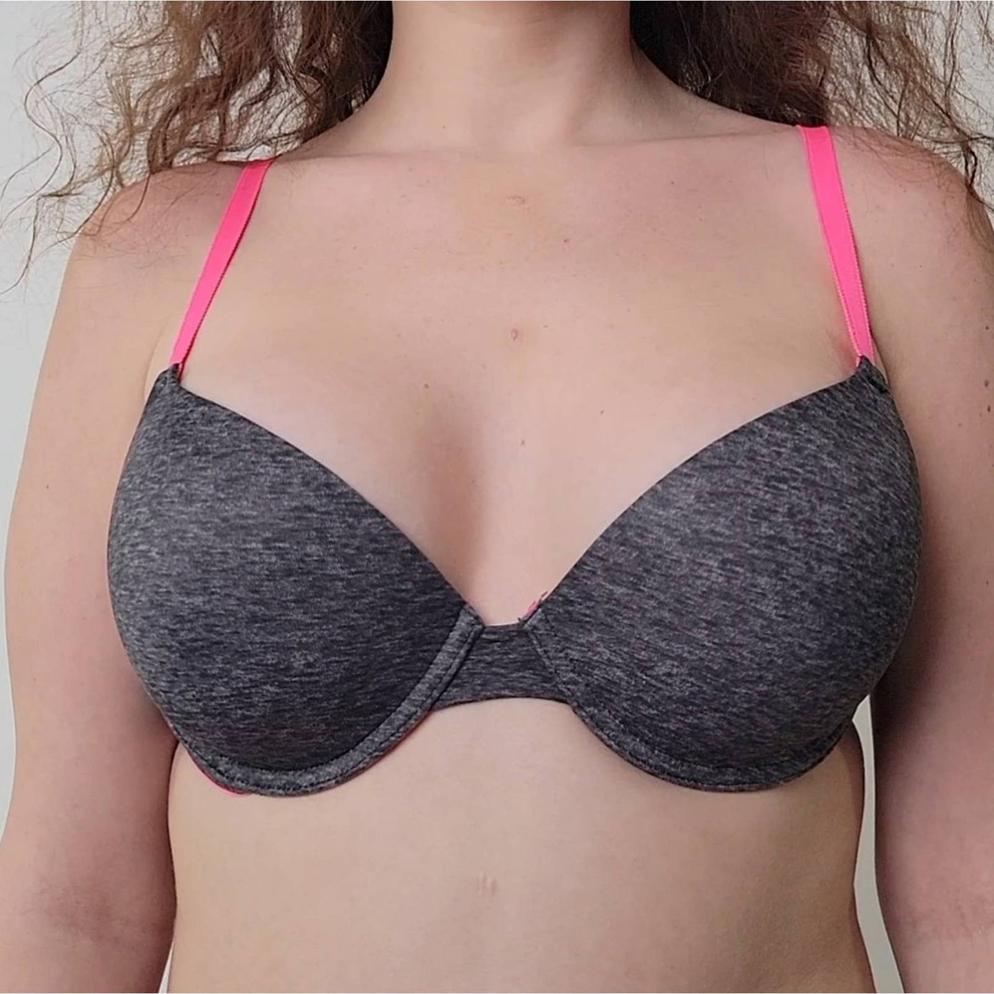 Victoria's Secret Pink Tee Shirt Bra - 36C