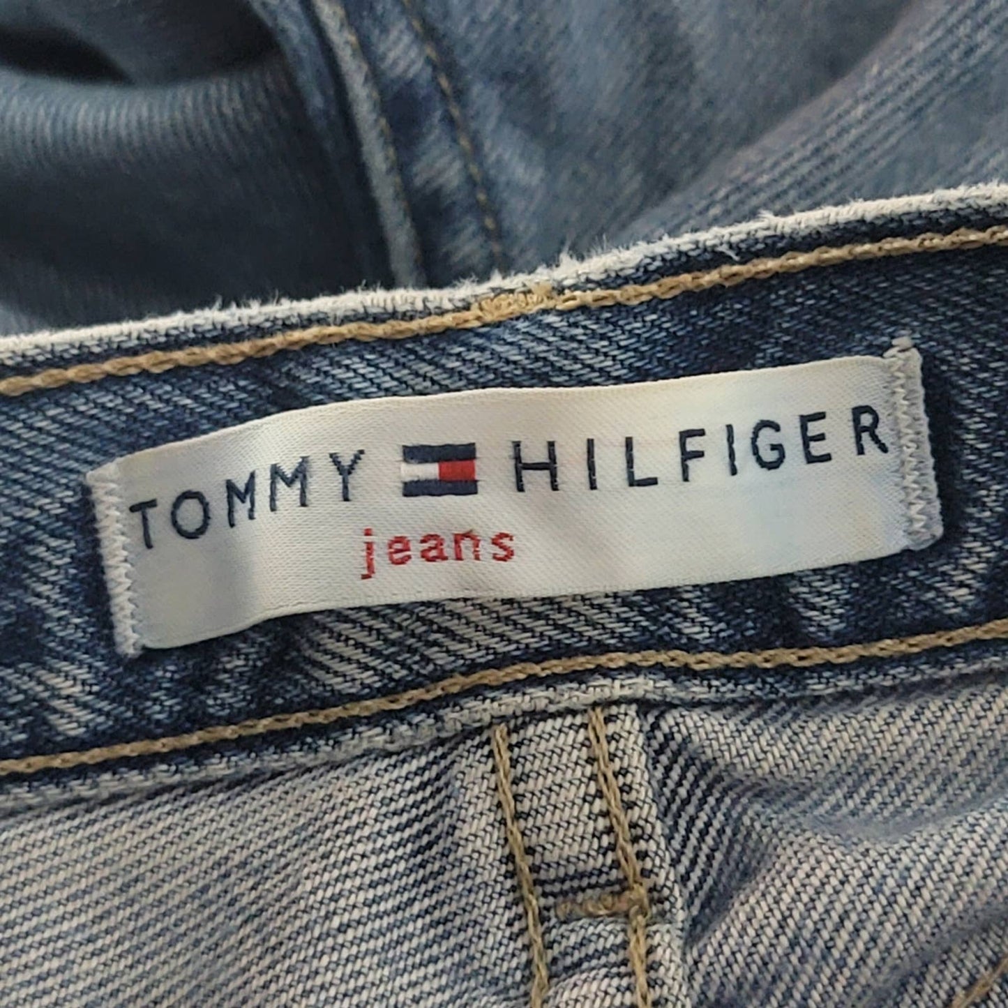 Vintage Y2K Tommy Hilfiger Stone Washed Mom Jeans - 30