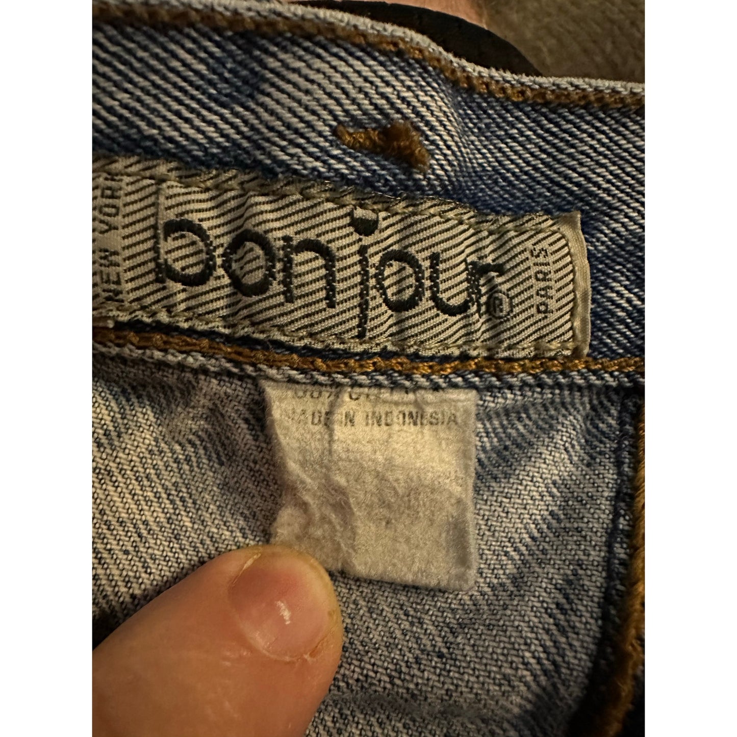 Vintage 90s Bonjour Light Wash Tapered Mom Jeans