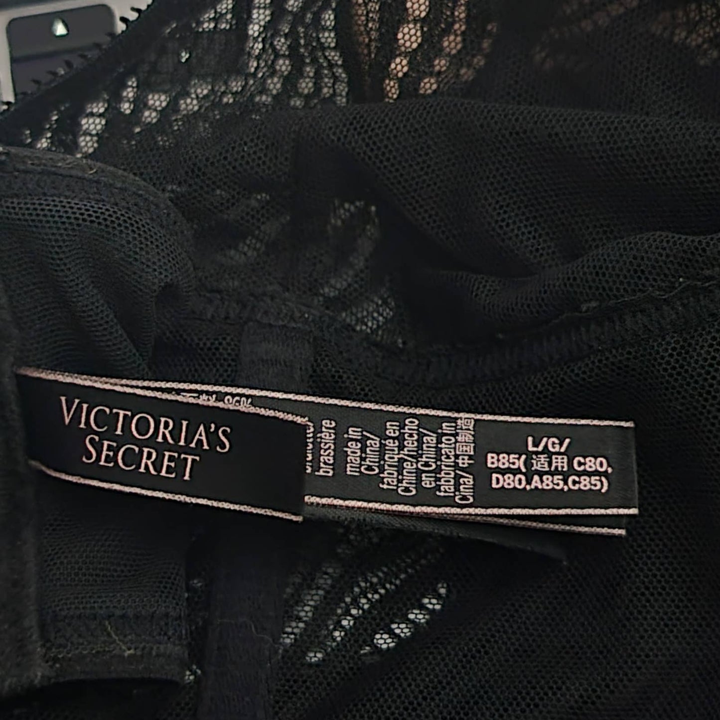 Victoria's Secret Triangle Cup Black Lace Bralette - L