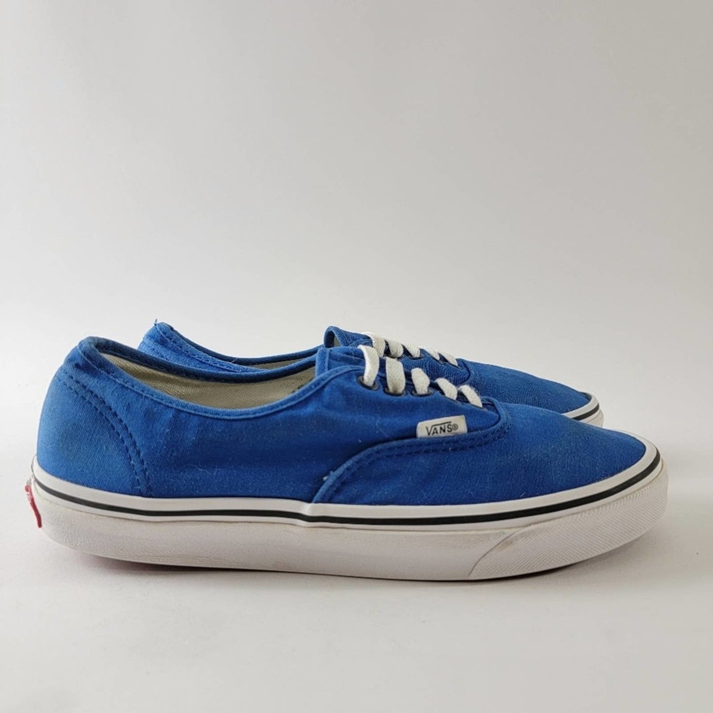 Vans Atwood Classic Lace Up Low Top Sneakers - 9.5 / 11