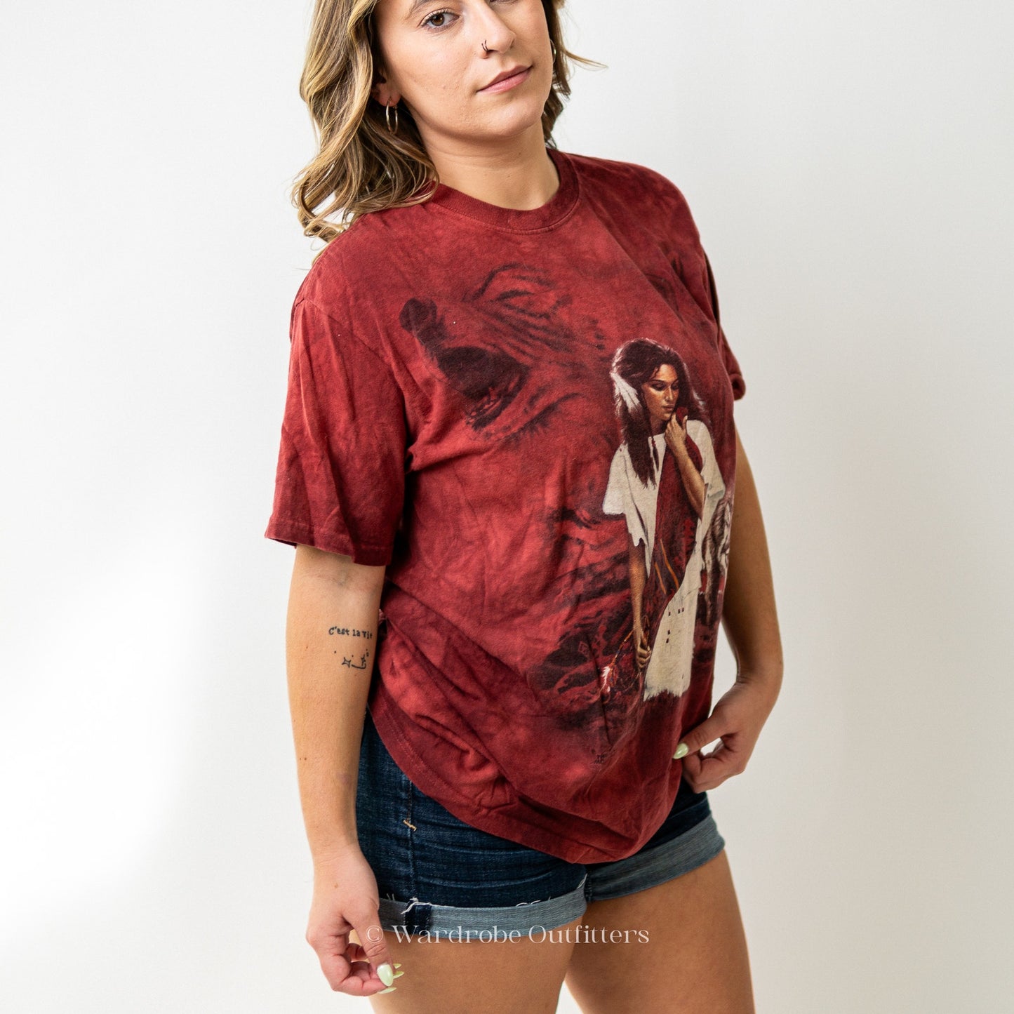 Vintage Y2K Native American Indian Wolf Tee Shirt