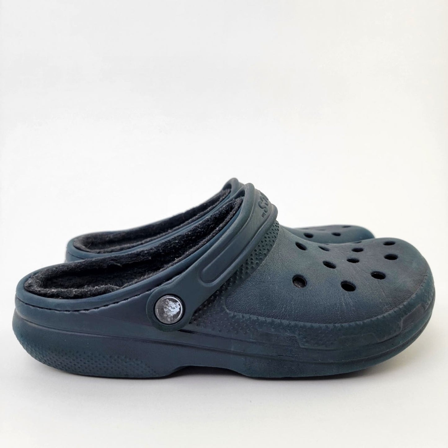 Classic Black Lined Crocs - 9