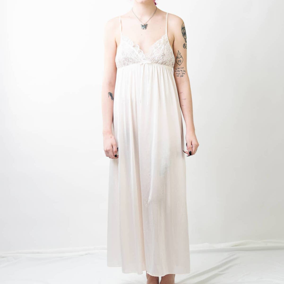 Vintage 60s Miss Elaine Pale Pink Lace Night Gown Lingerie