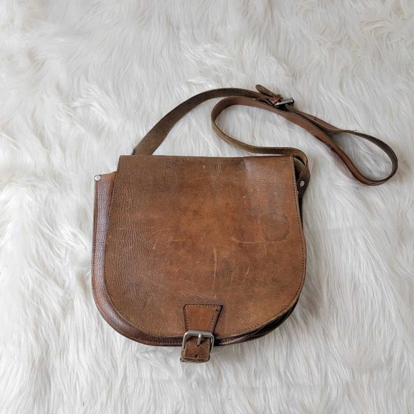 Vintage 70s Saddle Chestnut Crossbody Satchel Messenger Tote Bag