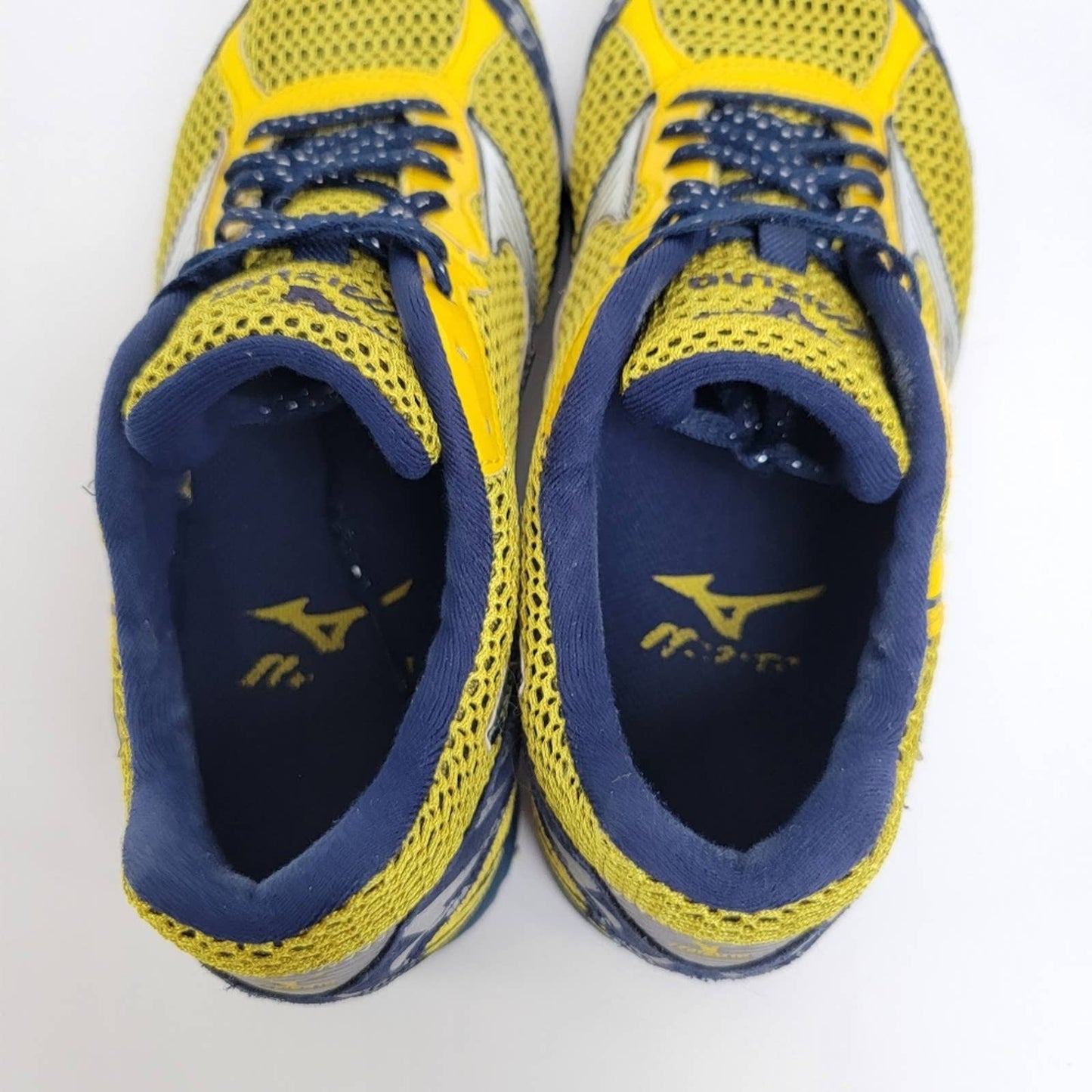 Mizuno Wave Ronin 2 Yellow Running Shoes - 8/9.5
