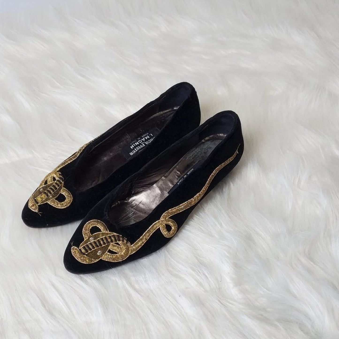 Vintage Andrea Pfister for I. Magnin Black Suede Flats Heels - 7