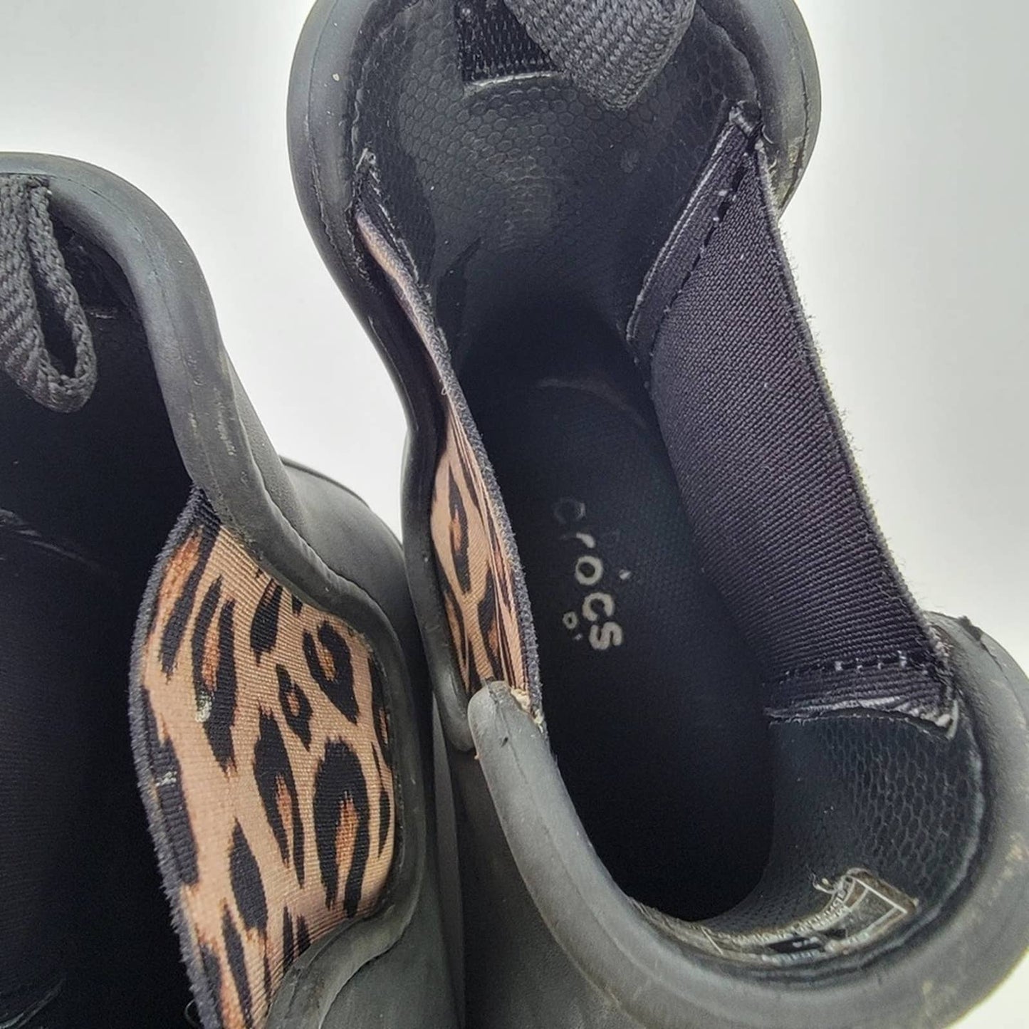 CROCS Leopard / Cheetah Freesail Chelsea Ankle Rain Boots - 4
