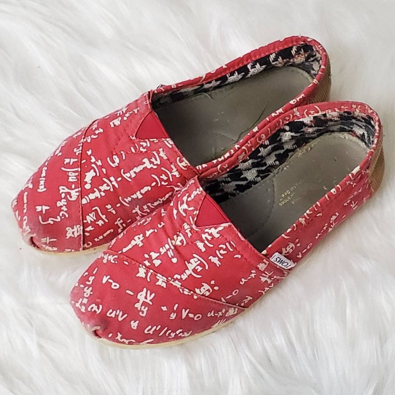 RARE TOMS Red Math EquationFlats - 6.5