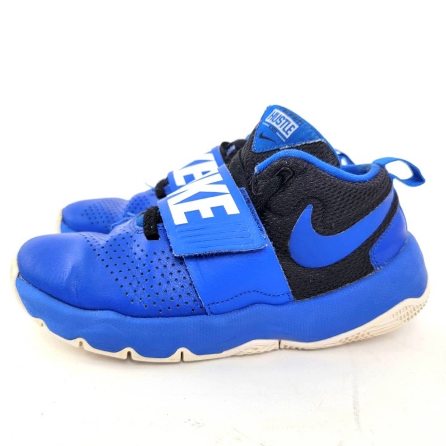 Nike Team Hustle D 8 (GS) Youth Athletic Shoes - 4Y