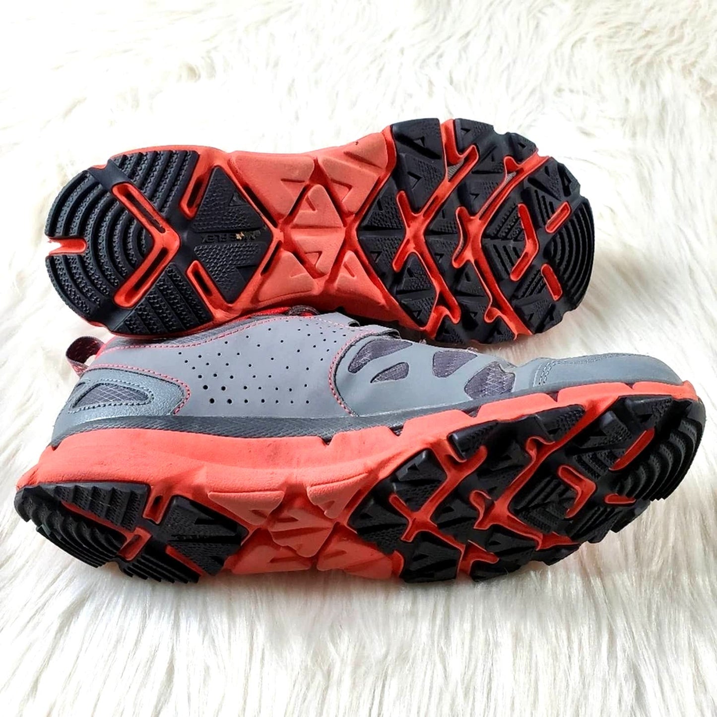 Nike Flex Trail Pink Running Shoes - 10