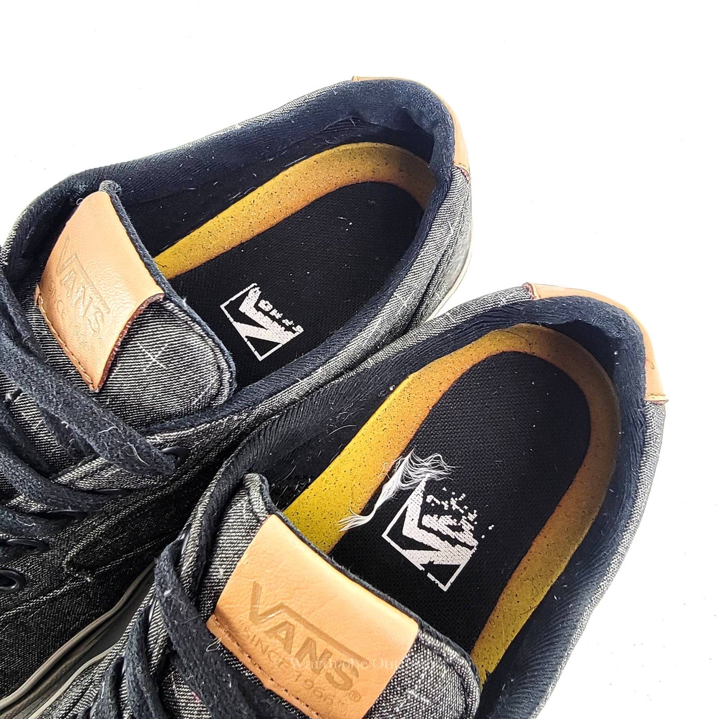 VANS Atwood Deluxe Ultra Cush Low Top Sneakers - 9/11