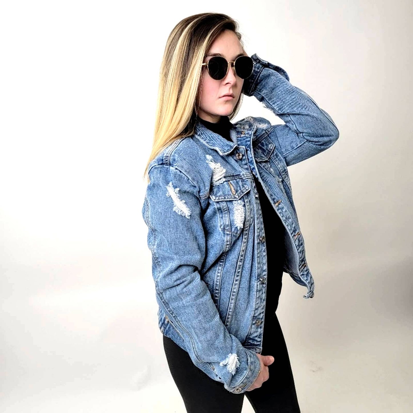 Ripped Faded Wash Denim Jean Trucker Jacket - L