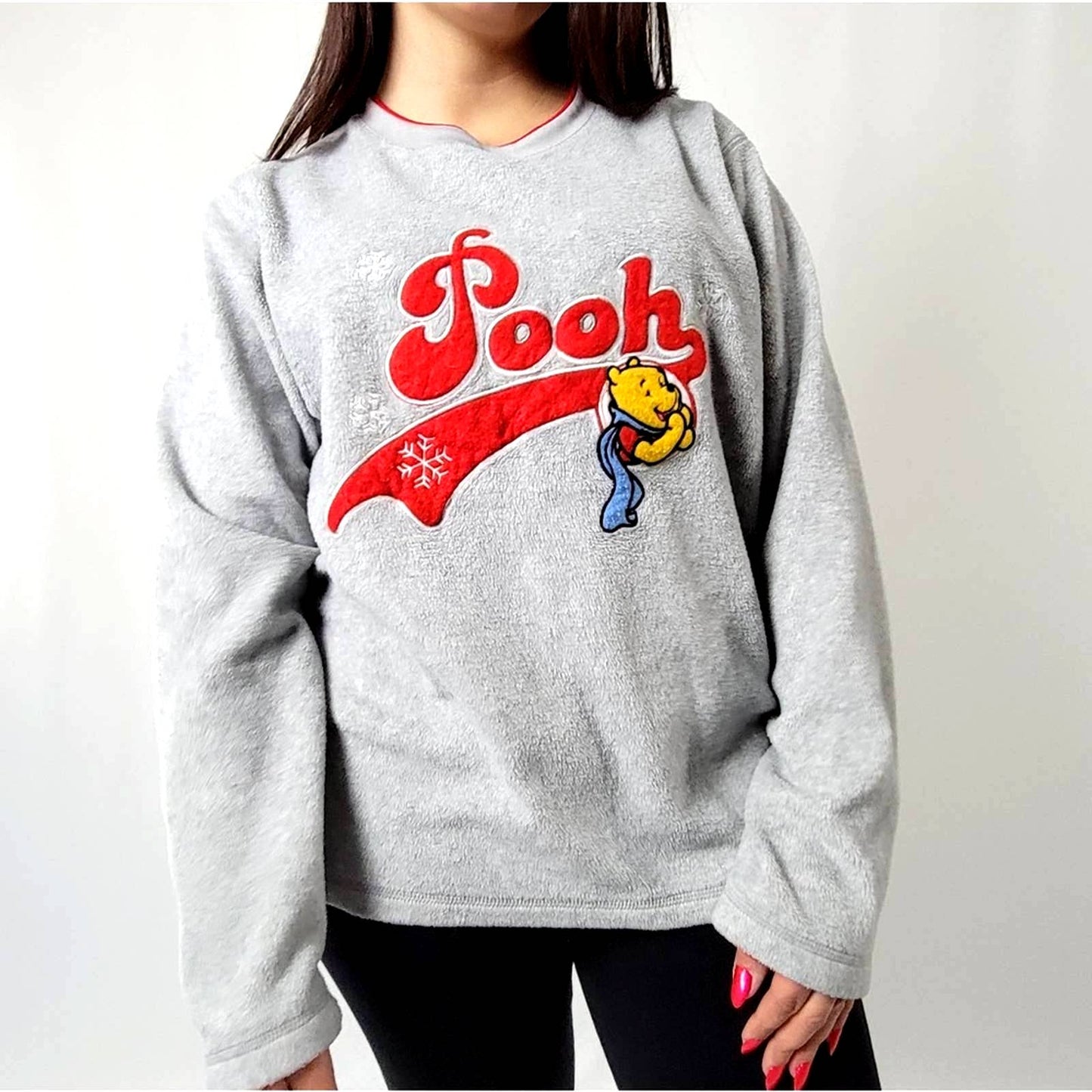 Vintage 90s Cottagecore Disney Winnie-the-Pooh Pullover Sweatshirt