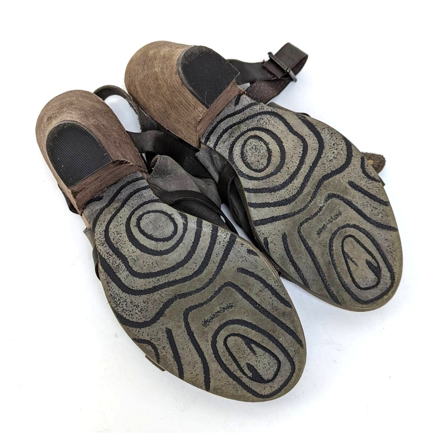 OTBT Delhi Slingback Leather Pump Sandals- 8