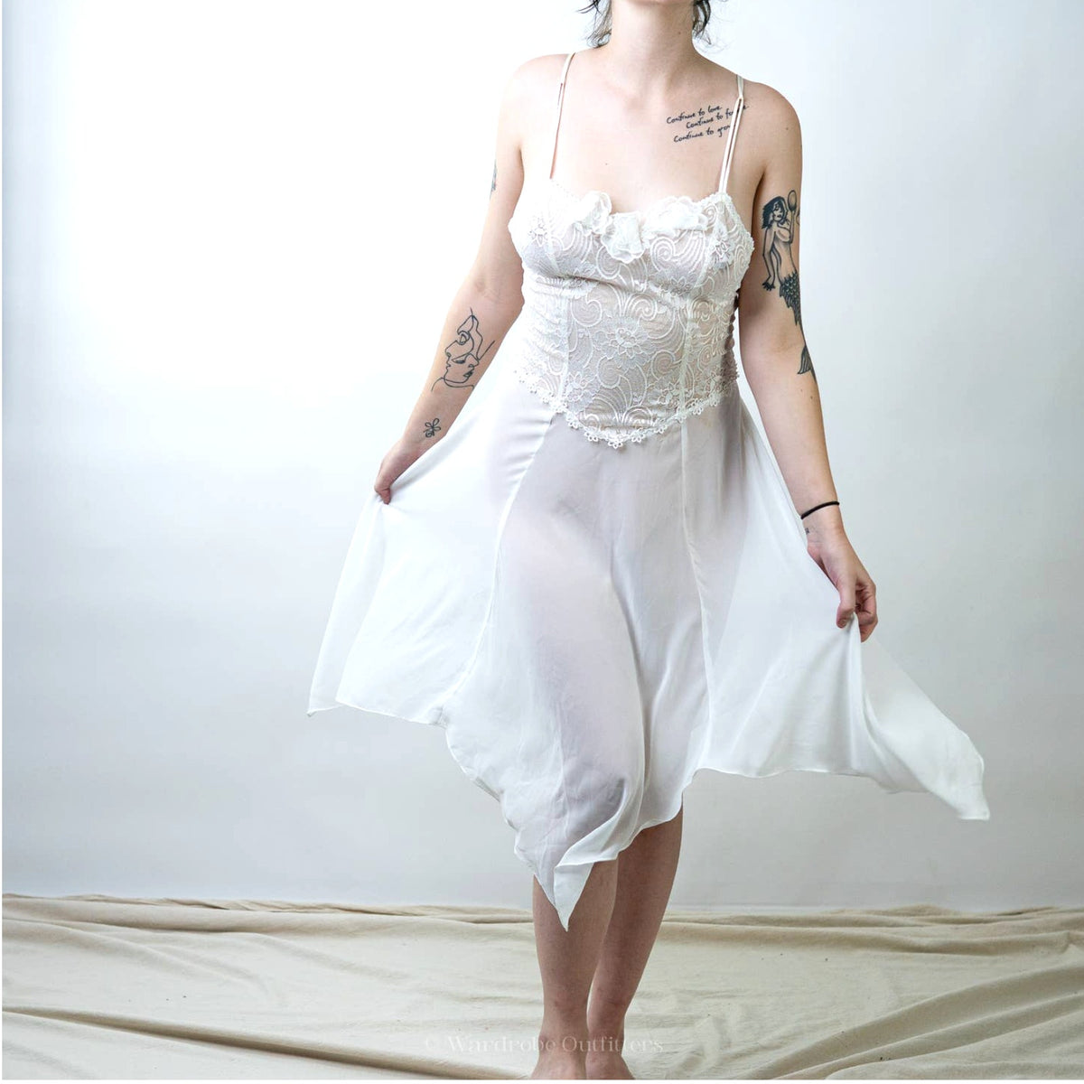 Vintage 90s Carrol Hoochman Pale White Lace Night Gown