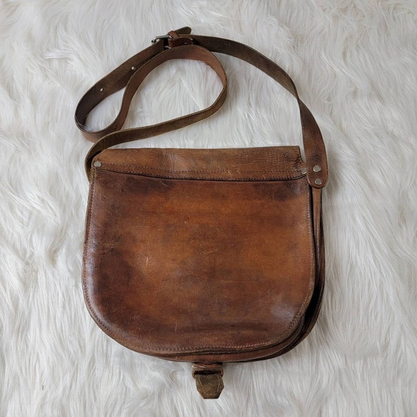 Vintage 70s Saddle Chestnut Crossbody Satchel Messenger Tote Bag