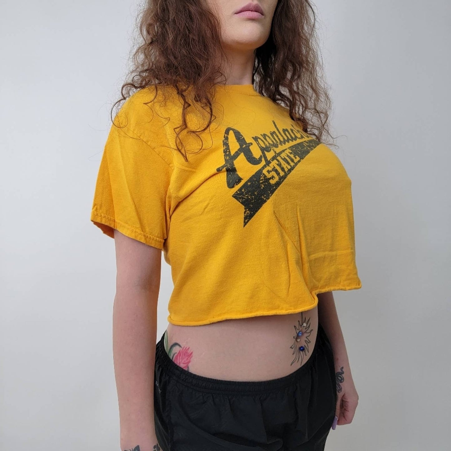 App State Cropped Tee Shirt - M