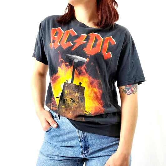 AC/DC Distressed Graphic Band Tee - M
