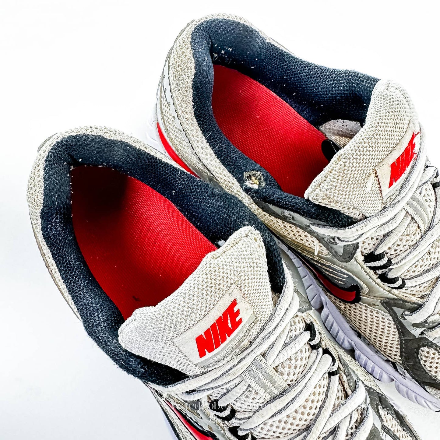Vintage Y2K Nike Air Zoom Structure 12 Triax Sneaker