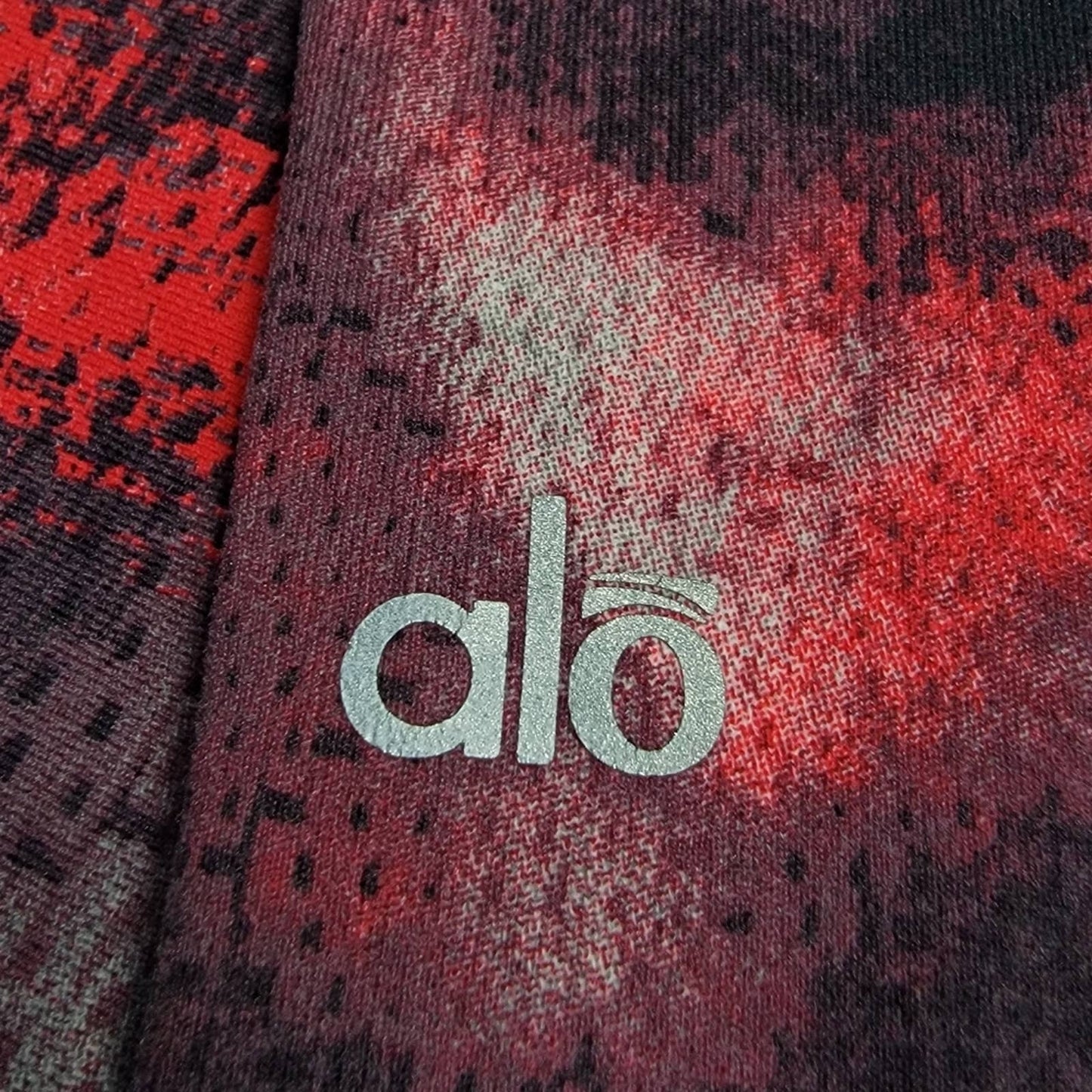 ALO Airbrush Yoga High-Waist Solarized Tie-Dye Legging - M