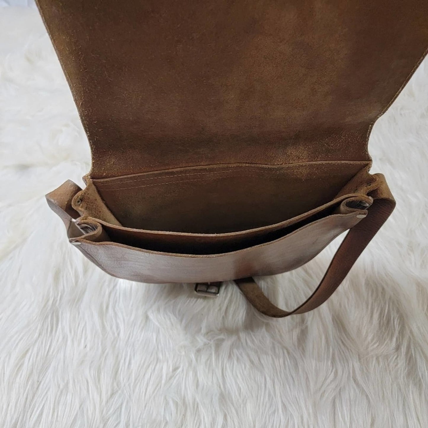 Vintage 70s Saddle Chestnut Crossbody Satchel Messenger Tote Bag